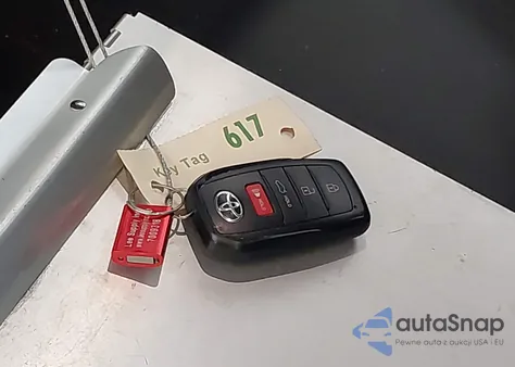 2025 Toyota Camry Se из США, поврежденный, VIN 4T1DAACK0SU530140